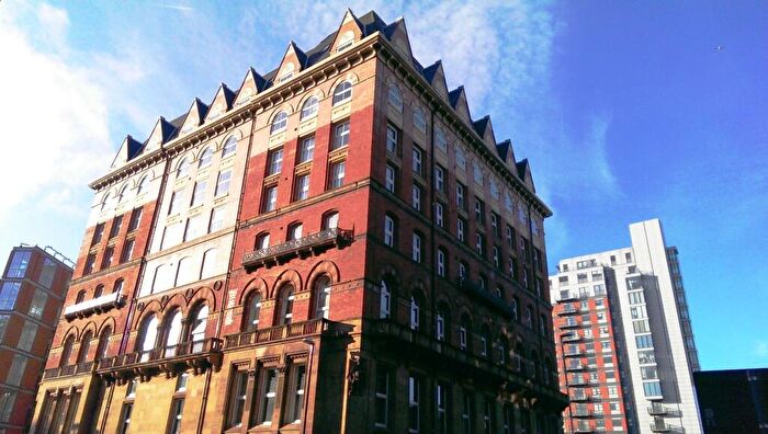 1 Bedroom Flat To Rent In Wellington Street, Leeds, West Yorkshire, LS1