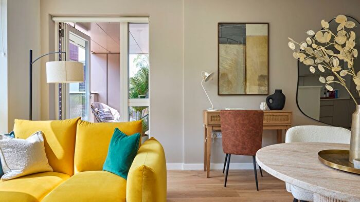 2 Bedroom Flat For Sale In Renforth Street, Canada Water, Canada Water, SE16