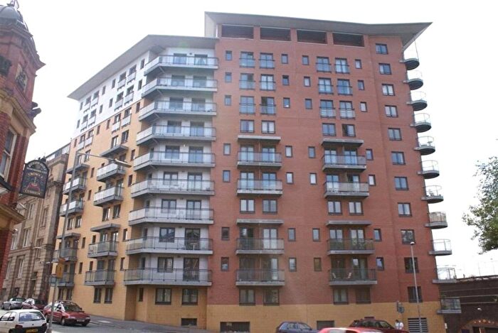 2 Bedroom Apartment To Rent In Parkers Apartments, Corporation Street, Manchester CIty Centre, Greater Manchester, M4