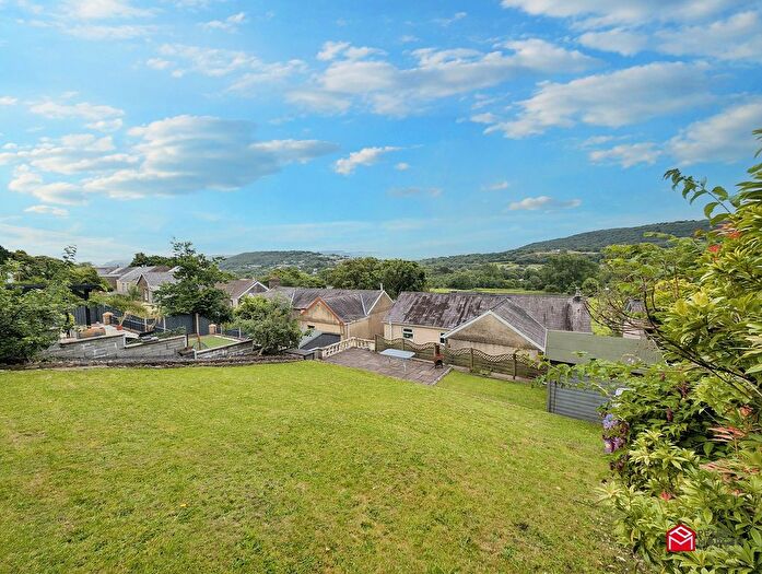 4 Bedroom Detached House For Sale In Swansea Road, Pontardawe, Swansea, SA8