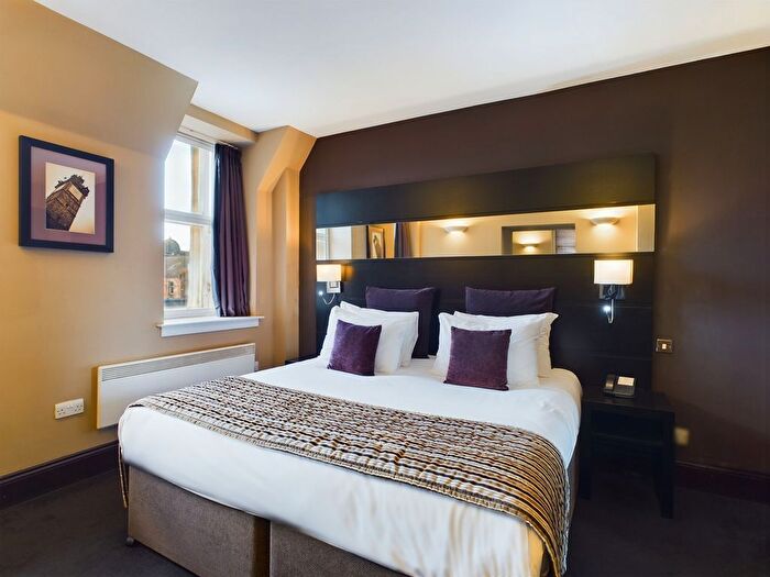 1 Bedroom Studio To Rent In Albion Street, Glasgow, G1