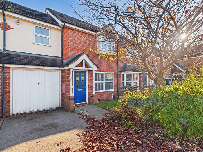 3 Bedroom Terraced House For Sale In Water Mill Crescent, Walmley, B76