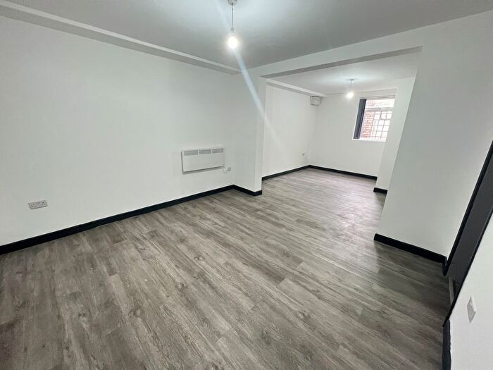 Studio To Rent In Saffron Lane, Leicester, LE2