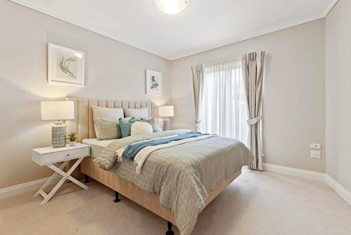 1 Bedroom Apartment For Sale In Talbot Road, Manchester, M16