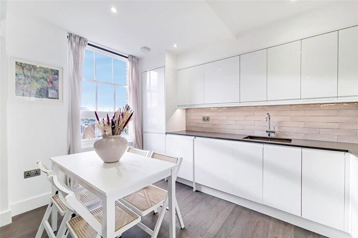 1 Bedroom Flat To Rent In Marlborough, Walton Street, London, SW3