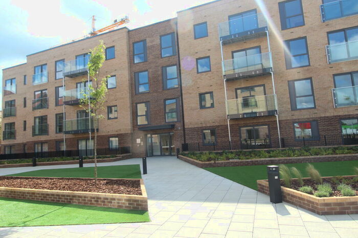 1 Bedroom Flat To Rent In Stirling Drive, Luton, LU2