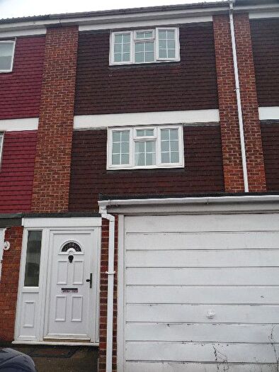 3 Bedroom Terraced House To Rent In Launceston Close, Romford, RM3