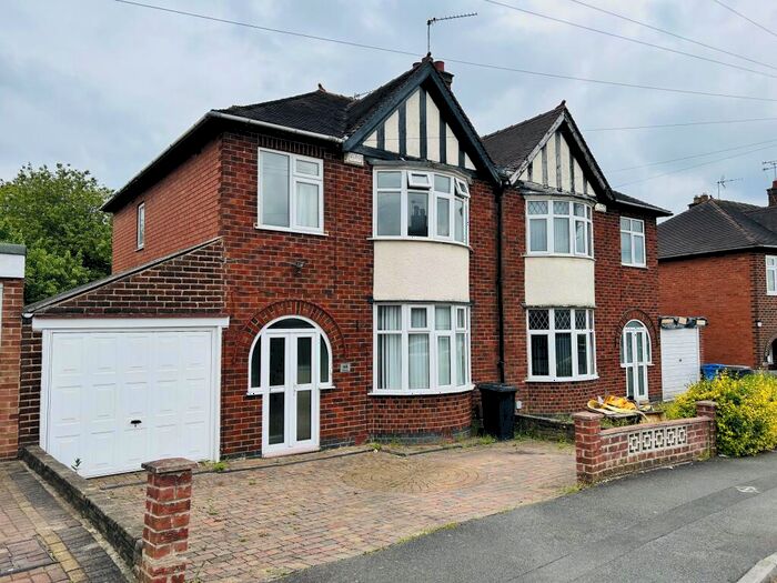 3 Bedroom Semi-Detached House To Rent In Penrhyn Avenue, Derby, DE23