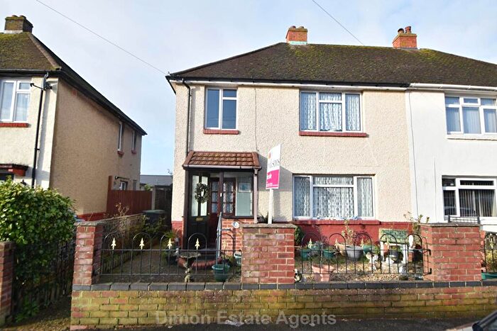 3 Bedroom Semi-Detached House For Sale In Pannall Road, Elson, PO12