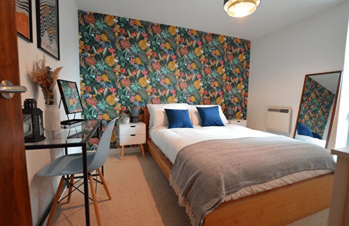 1 Bedroom Flat To Rent In Conway Road, London, SE18