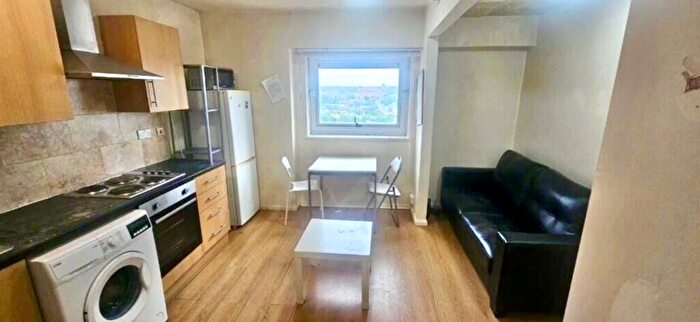 3 Bedroom Apartment To Rent In Lovell Park Heights, Leeds, West Yorkshire, LS7