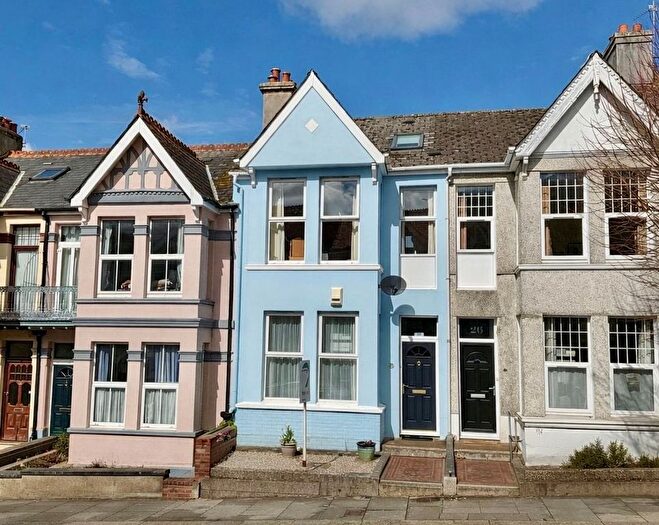 4 Bedroom Terraced House For Sale In Quarry Park Road, Peverell, Plymouth, PL3