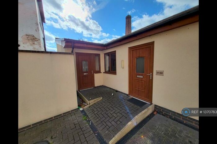 1 Bedroom Flat To Rent In Saffron Lane, Leicester, LE2