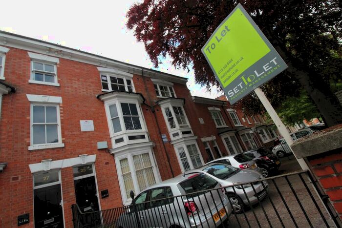1 Bedroom Apartment To Rent In Evington Road, Leicester, LE2