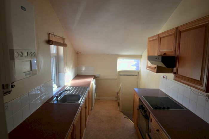 2 Bedroom Flat To Rent In Rayleigh Grove, Gateshead, NE8