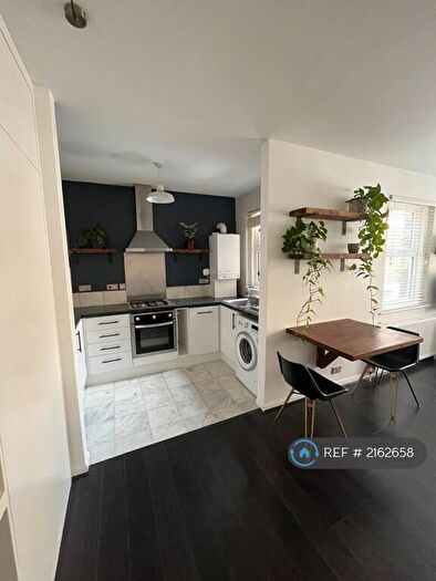 1 Bedroom Flat To Rent In Ordell Court, London, E3