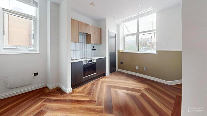 1 Bedroom House To Rent In Thurloe Street, Manchester, M14