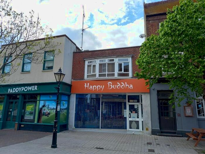 3 Bedroom Flat To Rent In High Street, Poole, BH15