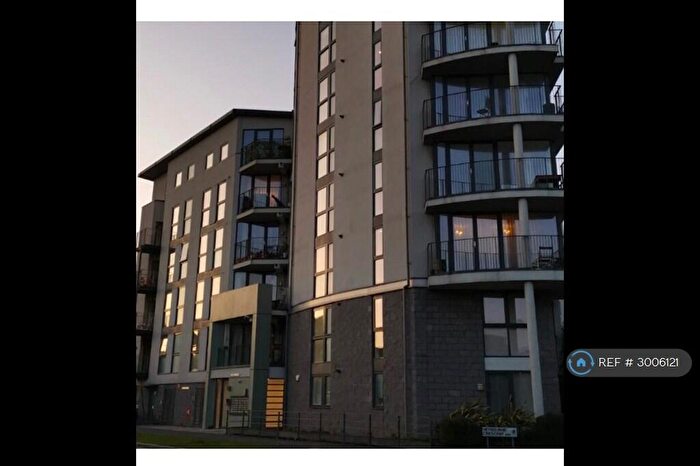 2 Bedroom Flat To Rent In Lark Court, London, NW9
