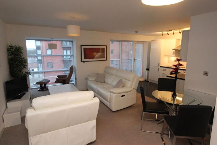 2 Bedroom Apartment To Rent In Handbridge Square, Chester, CH1