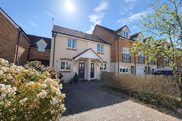 2 Bedroom End Of Terrace House For Sale In St Katherines Mews, Hampton Hargate, Peterborough, PE7