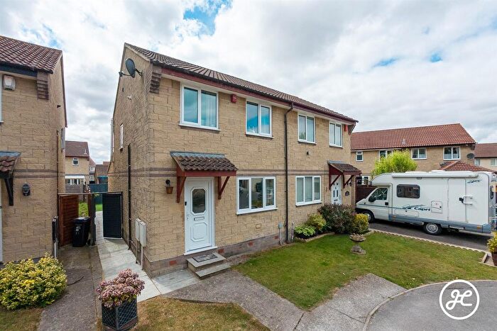 3 Bedroom Semi-detached House For Sale In Knightsbridge Way, Bridgwater, TA6