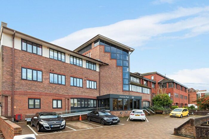 2 Bedroom Flat For Sale In North Street, Horsham, RH12