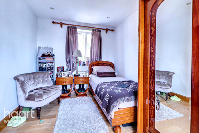 4 Bedroom Detached House For Sale In Barn Hill Estate, HA9