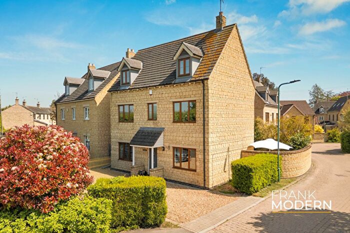 4 Bedroom Detached House For Sale In Normangate, Ailsworth, PE5
