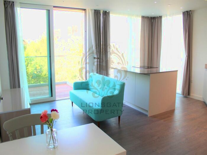 1 Bedroom Apartment To Rent In Woodberry Down, N4