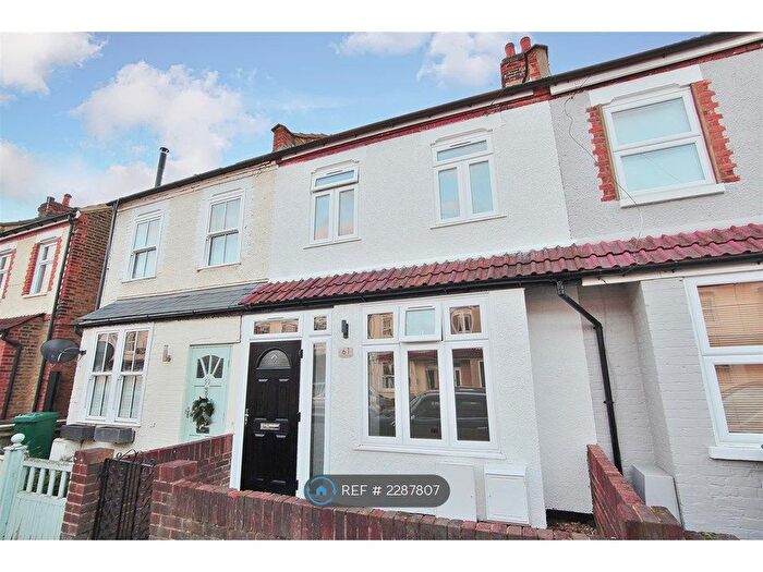 3 Bedroom Terraced House To Rent In Andover Road, Twickenham, TW2