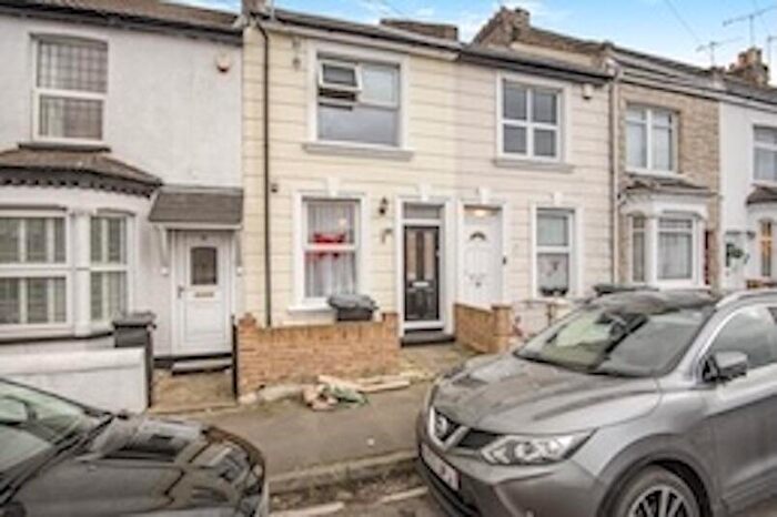 2 Bedroom Terraced House For Sale In Napier Road, Gravesend, Kent, DA11
