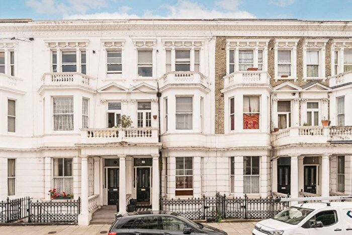 2 Bedroom Flat To Rent In Perham Road, West Kensington, W14