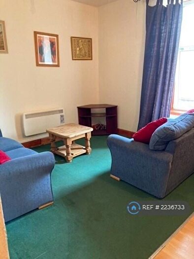 1 Bedroom Flat To Rent In Queen Street, Campbeltown, PA28