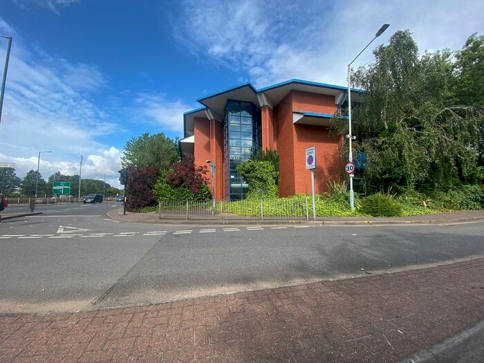 Studio For Sale In Bath Road, Harlington, Hayes, UB3