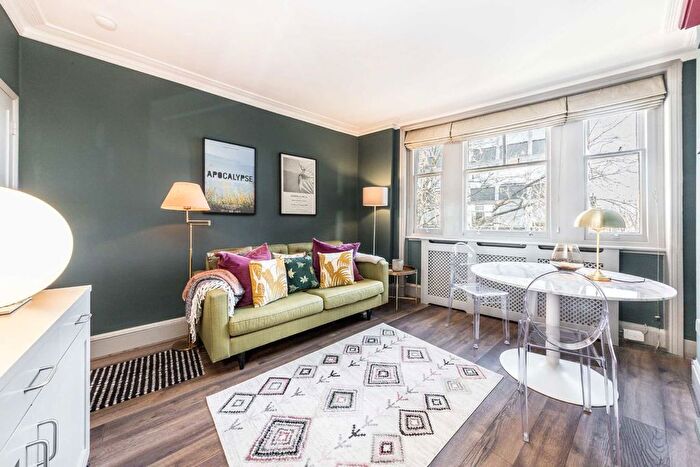 1 Bedroom Flat To Rent In Gray's Inn Road, Gray's Inn Road, WC1X
