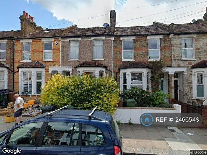 1 Bedroom Flat To Rent In Springrice Road, London, SE13