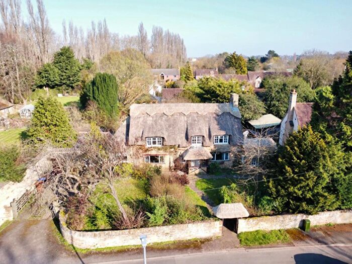 4 Bedroom Cottage For Sale In Church Lane, Little Billing, Northampton, NN3