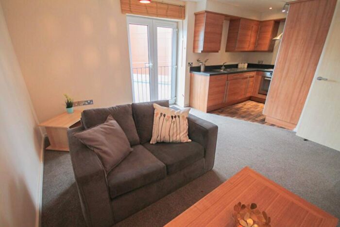 3 Bedroom Flat To Rent In Melbourne Street, Newcastle Upon Tyne, NE1