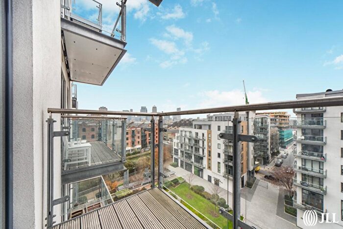 1 Bedroom Flat For Sale In Kara Court, Seven Sea Gardens, E3