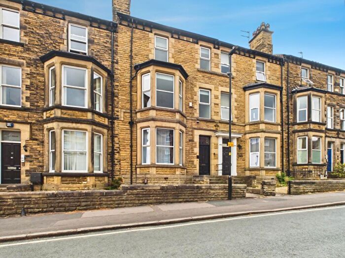 3 Bedroom Duplex To Rent In Haywra Street, Harrogate, HG1