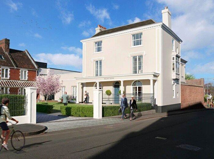 Detached House For Sale In St Davids, Exeter, EX4