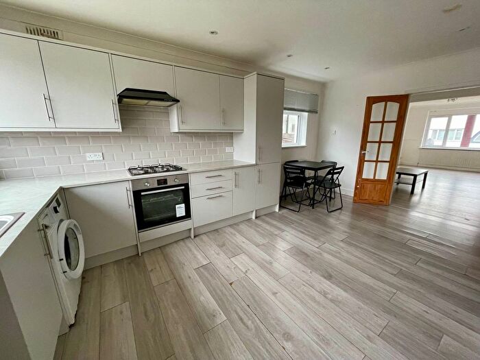 3 Bedroom Terraced House To Rent In Marina Drive, Northfleet, DA11