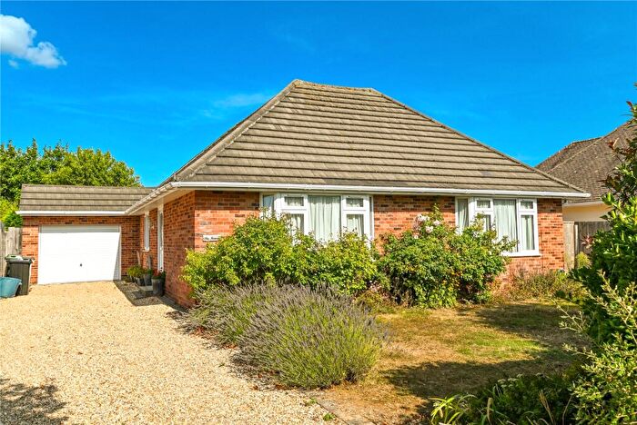 3 Bedroom Bungalow For Sale In Garden Close, New Milton, Hampshire, BH25