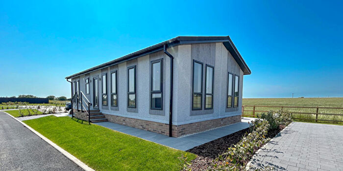 2 Bedroom Lodge For Sale In Clacton-on-Sea, Essex, CO16