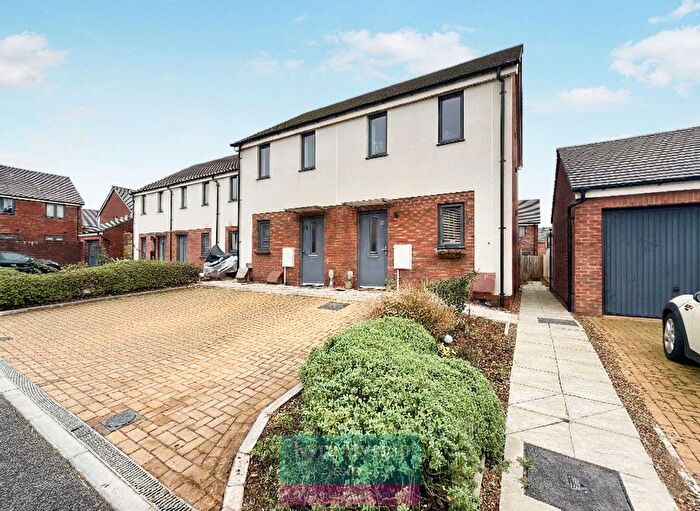 2 Bedroom Semi-Detached House For Sale In Exeter, EX1