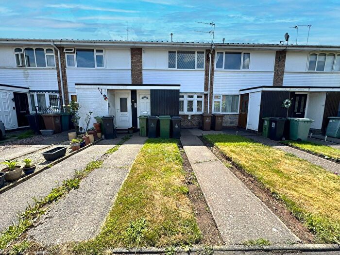 1 Bedroom Flat To Rent In Roebuck Glade, Willenhall, WV12