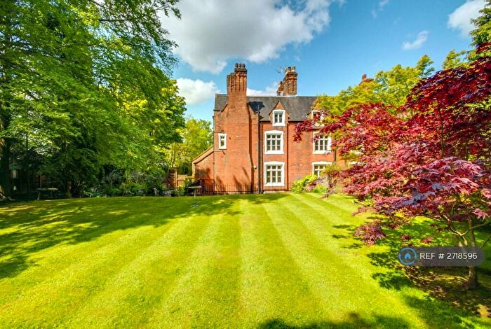 4 Bedroom Maisonette To Rent In The Woodlands, Harrow, HA1