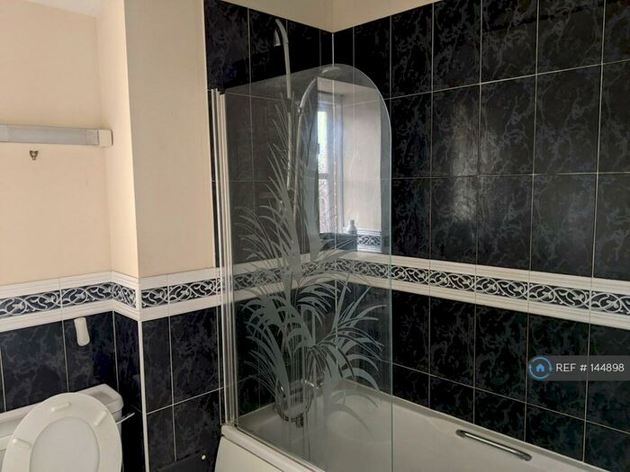1 Bedroom Flat To Rent In Junction Road, Andover, SP10
