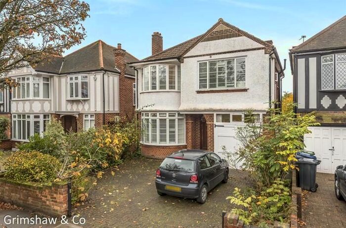 4 Bedroom Detached House To Rent In Baronsmede, Backing Onto Playing Fields, Ealing, W5